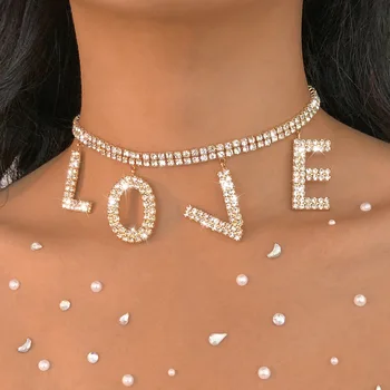 Преувеличенный бриллиантовый светильник интернет-знаменитости, роскошное модное ожерелье, женщина